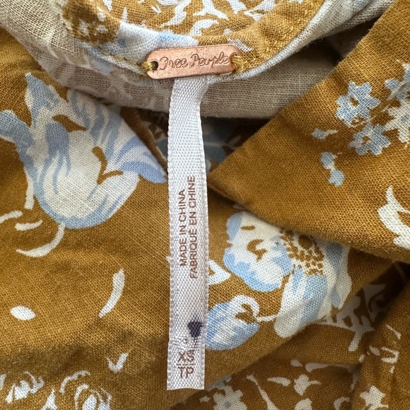 Free People linen blend crop back tie Top - Picture 2 of 9